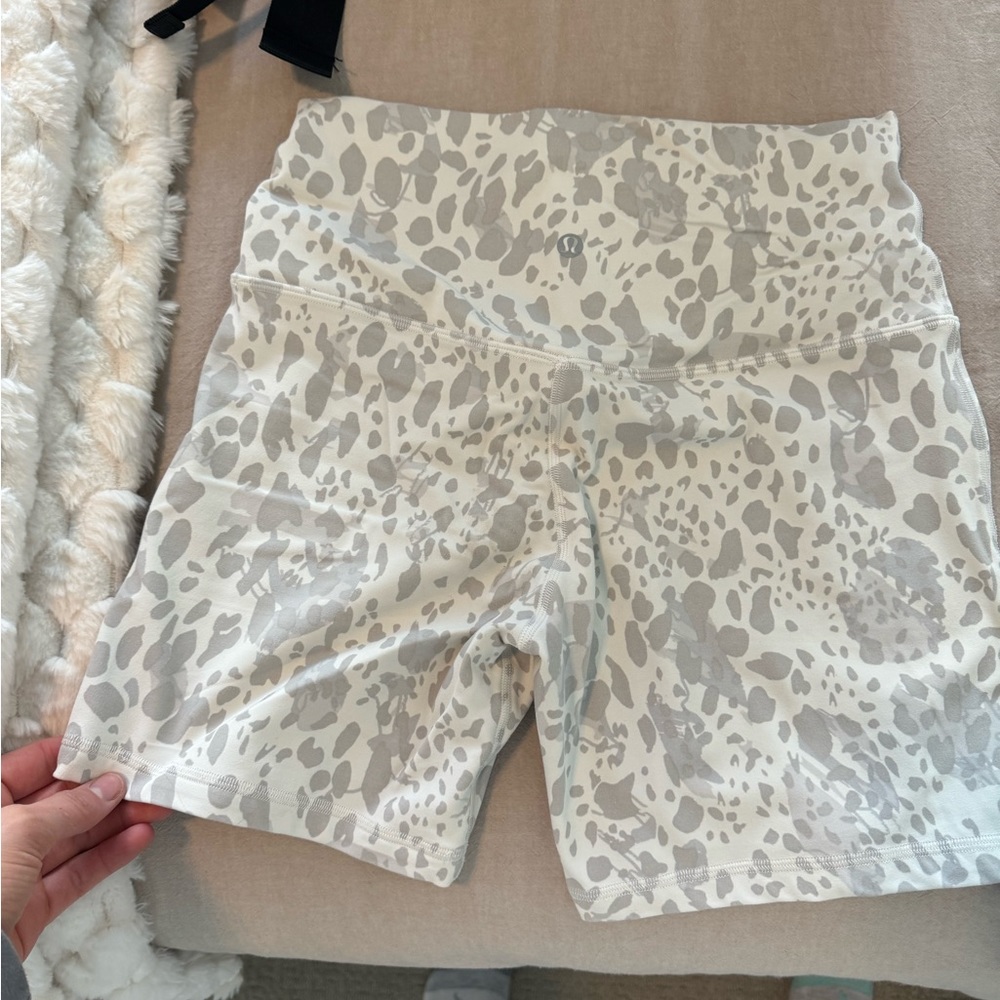Lululemon align shorts